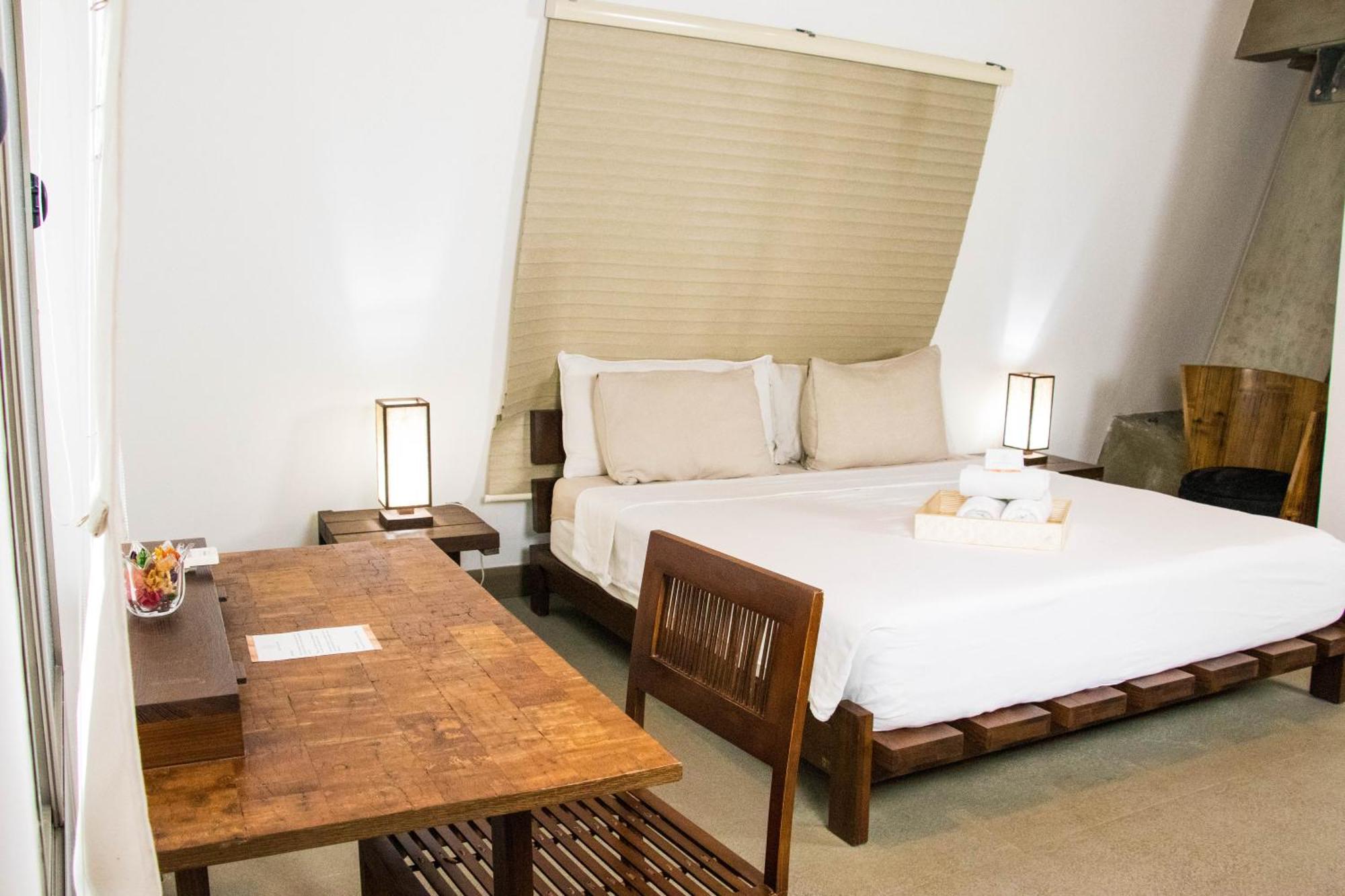 Asmara Urban Resort & Lifestyle Village Powered By Aston سيبو المظهر الخارجي الصورة